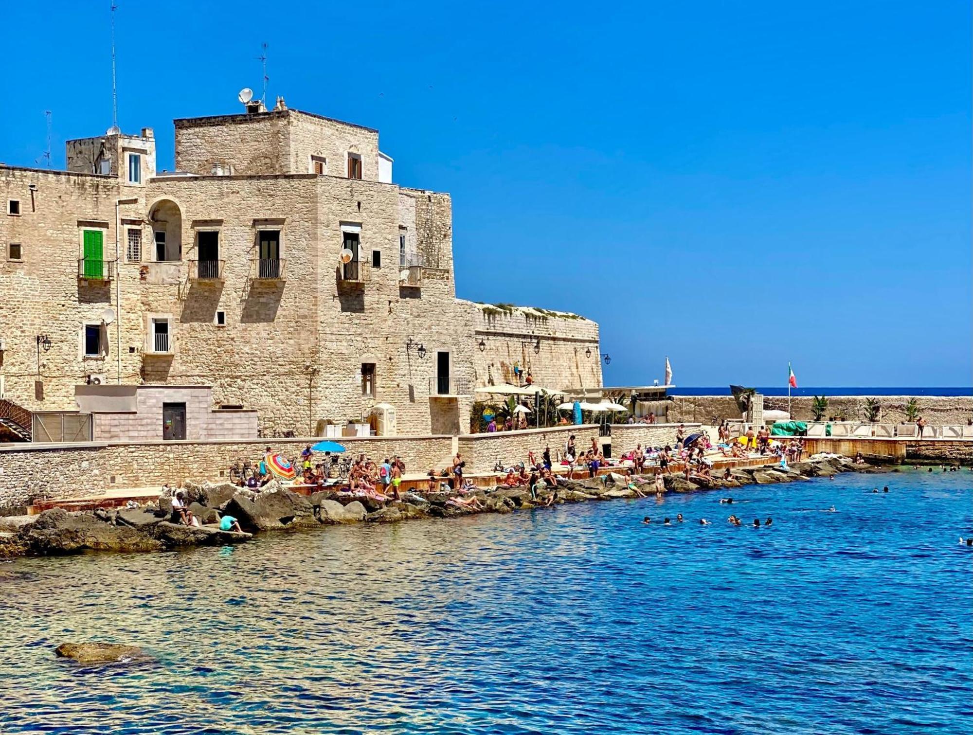 Apartmán Dimora Nel Palazzo Ducale With Private Parking Giovinazzo Exteriér fotografie